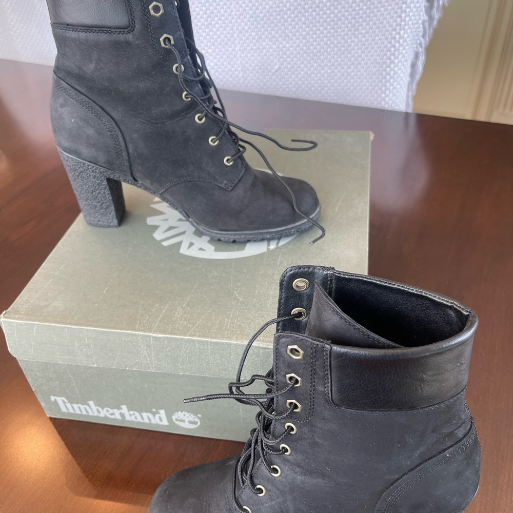 Timberland Women's Black Lace-Up Heeled Boots
